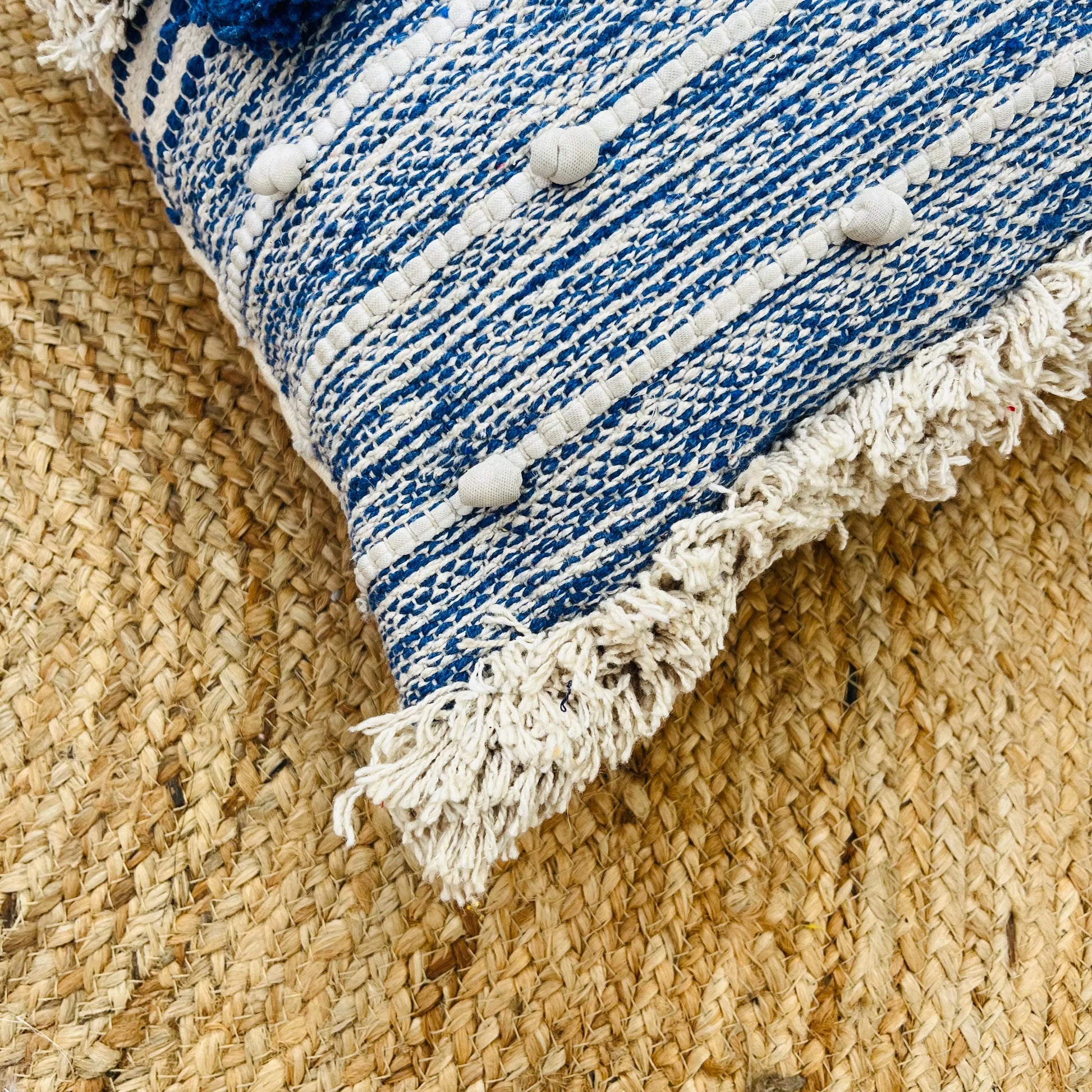 Hand Woven Cotton Cushion Covers (White and Blue) - Laxhofur