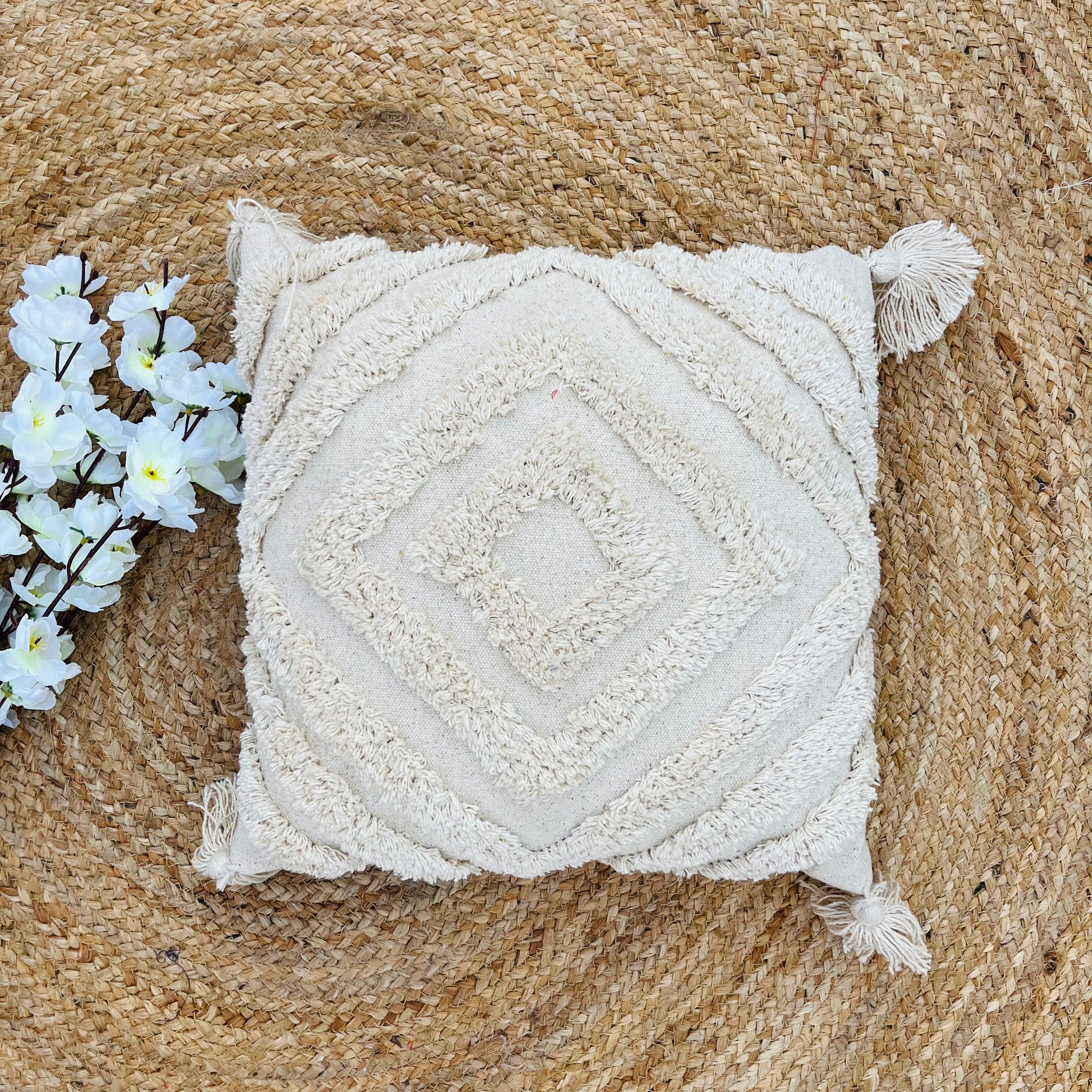 Hand Woven Cotton Cushion Cover (White) - Laxhofur