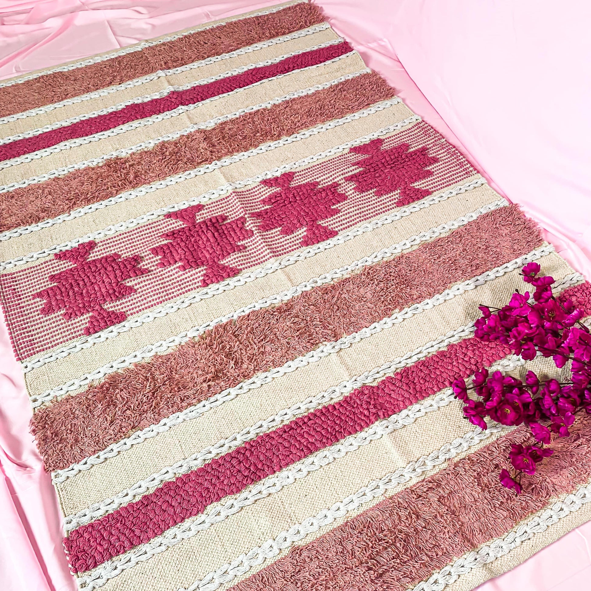 Pink Delight Cotton Rug for Home Laxhofur