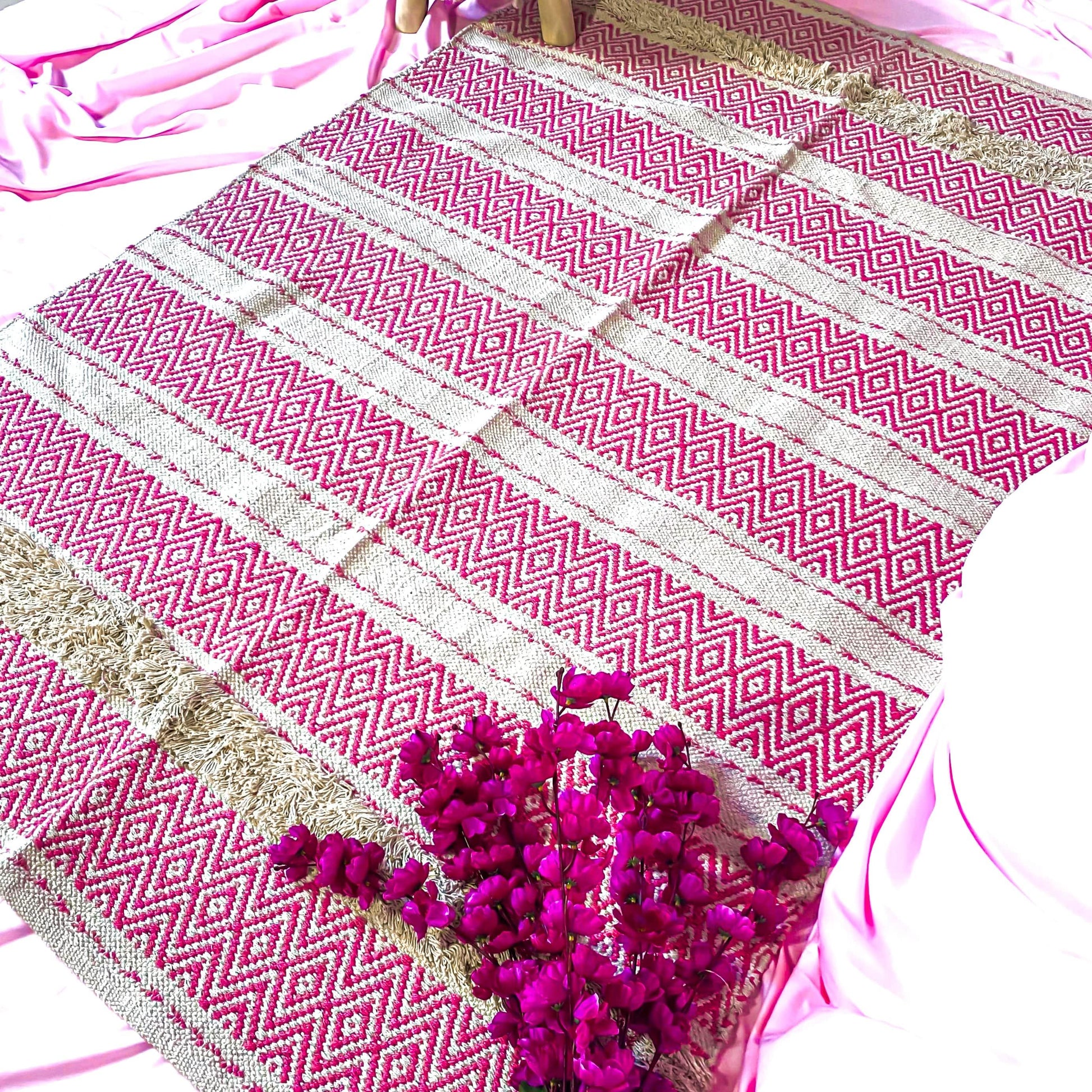 Classic Pink Cotton Rug for Home Laxhofur