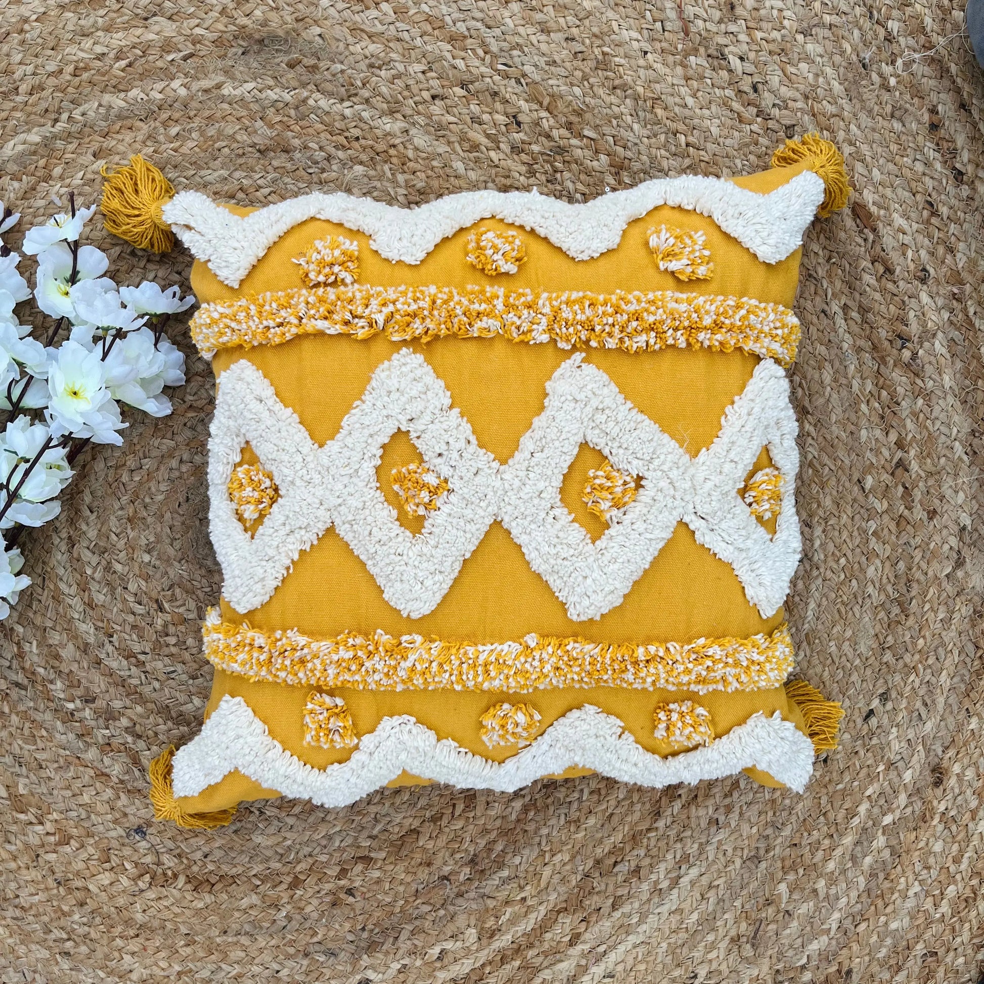 Yellow Cushion Cover with Yellow Tassels - Laxhofur