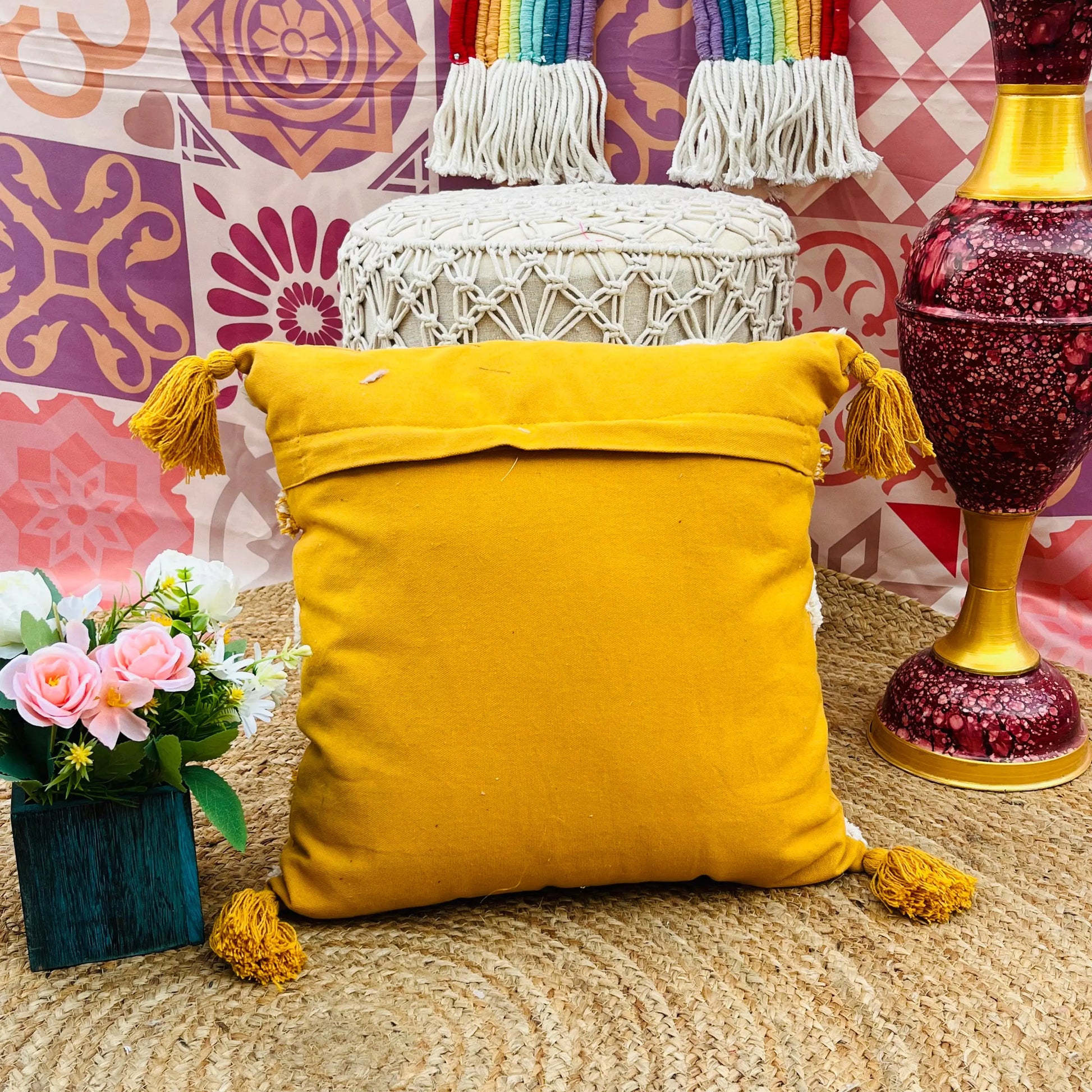 Yellow Cushion Cover with Yellow Tassels - Laxhofur